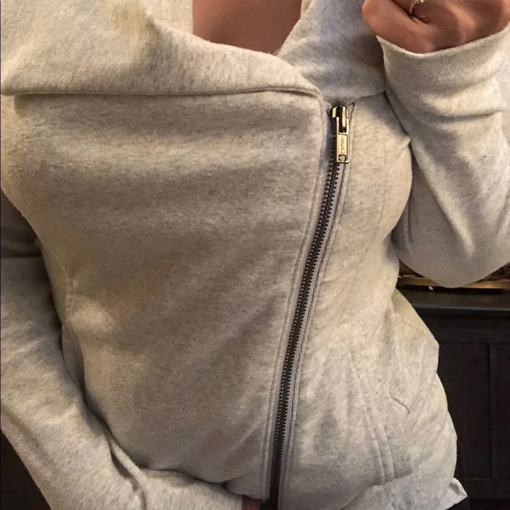 Banana Republic Slanted Diagonal Zip Up sweater Jacket